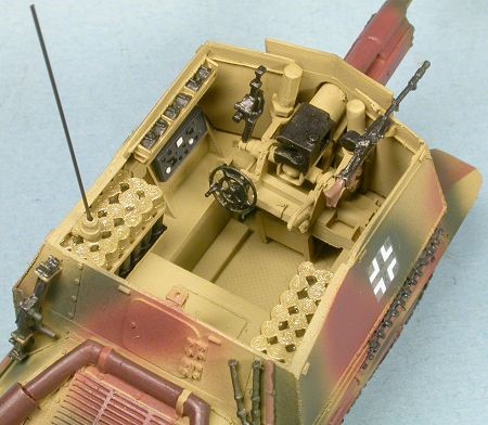 105 mm leFH16(Sf) Geschützwagen FCM(f)